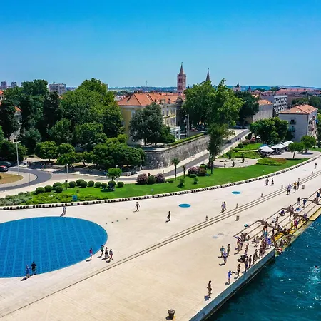 Laura In Heart Of Apartment Zadar