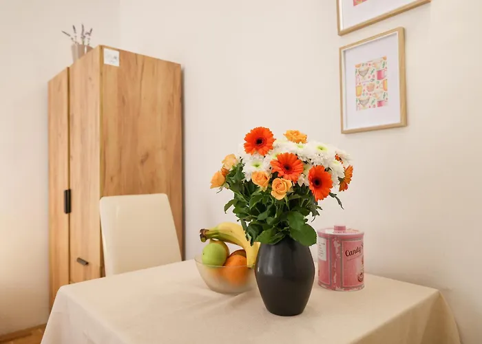 Апартаменты Laura In Heart Of